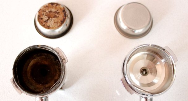 удаление кофейных масел из кофемашины - Как очистить кофемашину от кофейных масел?