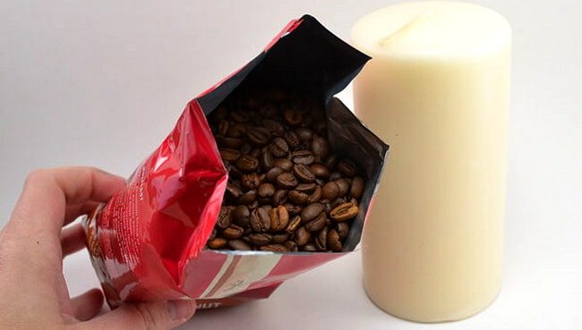 кофейные зерна и свеча - Как сделать кофейный ароматизатор для дома?